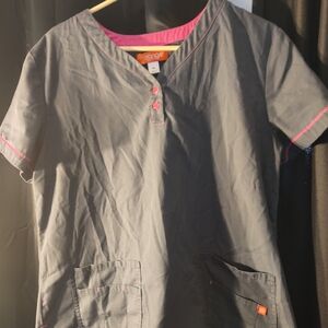 Women's scrubs